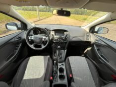 FORD FOCUS S 1.6 /2014 RT 811 VEÍCULOS ARROIO DO MEIO / Carros no Vale