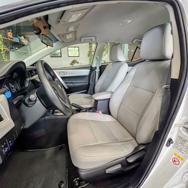 TOYOTA COROLLA 1.8 GLI 16V 2017/2017 JOÃO CARROS MULTIMARCAS GUAPORÉ / Carros no Vale TOYOTA COROLLA 1.8 GLI 16V 2017/2017 JOÃO CARROS MULTIMARCAS GUAPORÉ / Carros no Vale