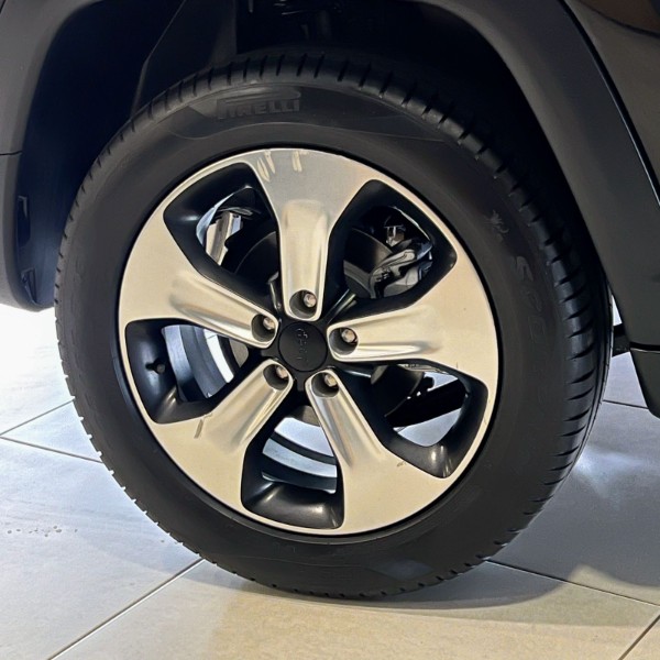 JEEP COMPASS LONGITUDE 2.0 4X2 16V 2018/2018 JOÃO CARROS MULTIMARCAS GUAPORÉ / Carros no Vale JEEP COMPASS LONGITUDE 2.0 4X2 16V 2018/2018 JOÃO CARROS MULTIMARCAS GUAPORÉ / Carros no Vale