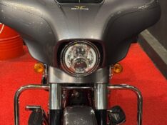 HARLEY DAVIDSON STREET GLIDE /2015 EXCLUSIVO VEÍCULOS SANTA CRUZ DO SUL / Carros no Vale