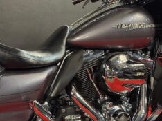 HARLEY DAVIDSON STREET GLIDE /2015 EXCLUSIVO VEÍCULOS SANTA CRUZ DO SUL / Carros no Vale