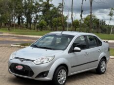FORD FIESTA 1.6 8V 2014 2014/2014 NEURI VEÍCULOS LAJEADO / Carros no Vale