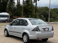 FORD FIESTA 1.6 8V 2014 2014/2014 NEURI VEÍCULOS LAJEADO / Carros no Vale