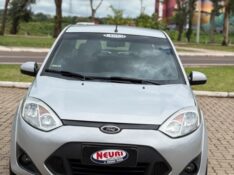 FORD FIESTA 1.6 8V 2014 2014/2014 NEURI VEÍCULOS LAJEADO / Carros no Vale