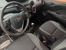 TOYOTA ETIOS 1.5 XS 16V FLEX 4P MANUAL 2017/2018 NEURI VEÍCULOS LAJEADO / Carros no Vale