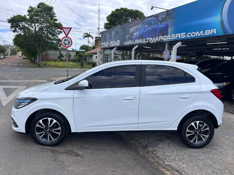 CHEVROLET ONIX HATCH LTZ 1.4 8V FLEXPOWER 5P MEC. 2015/2015 LS MULTIMARCAS VENÂNCIO AIRES / Carros no Vale