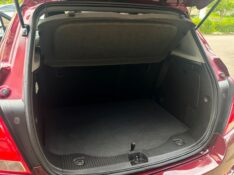 CHEVROLET TRACKER LTZ 1.4 TURBO 2017/2017 SÉTIMA VEÍCULOS GUAPORÉ / Carros no Vale