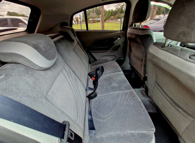 CHEVROLET AGILE 1.4 LTZ 2009/2010 CRUZEIRO MULTIMARCAS CRUZEIRO DO SUL / Carros no Vale