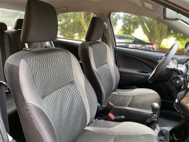 TOYOTA ETIOS SD XS 1.5 2016/2017 ESTAÇÃO DO CARRO ESTRELA / Carros no Vale