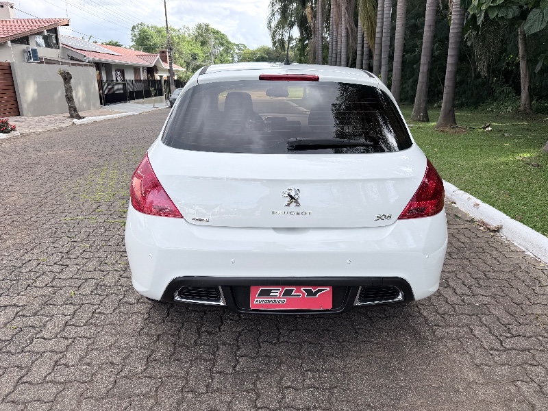 PEUGEOT 308 1.6 ACTIVE 16V FLEX 4P MANUAL 2015/2015 ELY AUTOMÓVEIS LAJEADO / Carros no Vale
