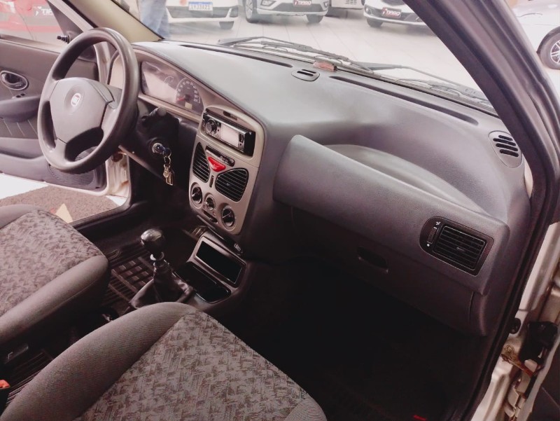 FIAT SIENA 1.0 FIRE CELEBRATION 8V 2008/2008 TIAGO AUTOMÓVEIS VENÂNCIO AIRES / Carros no Vale