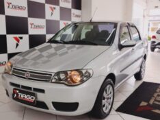 FIAT SIENA 1.0 FIRE CELEBRATION 8V 2008/2008 TIAGO AUTOMÓVEIS VENÂNCIO AIRES / Carros no Vale