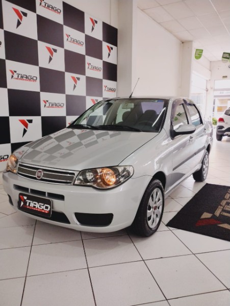 FIAT SIENA 1.0 FIRE CELEBRATION 8V 2008/2008 TIAGO AUTOMÓVEIS VENÂNCIO AIRES / Carros no Vale