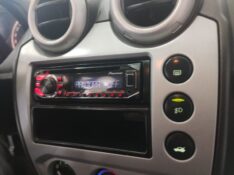 FORD FIESTA SE 1.0 8V FLEX 5P 2014/2014 TIAGO AUTOMÓVEIS VENÂNCIO AIRES / Carros no Vale