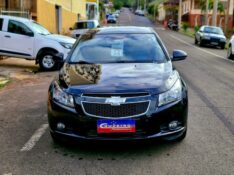 CHEVROLET CRUZE 1.8 LT 16V 2014/2014 CRUZEIRO MULTIMARCAS CRUZEIRO DO SUL / Carros no Vale