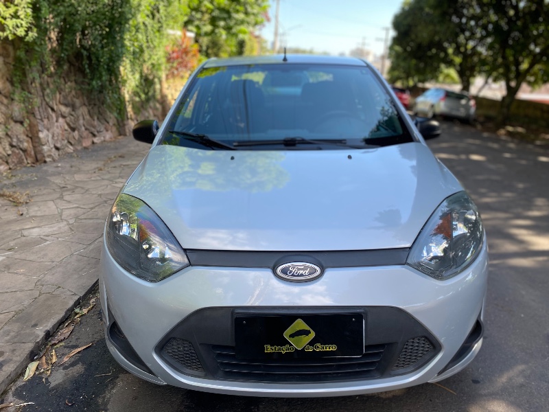 FORD FIESTA SEDAN 1.6 2011/2011 ESTAÇÃO DO CARRO ESTRELA / Carros no Vale