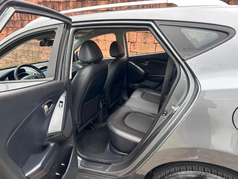 HYUNDAI IX35 GL 2.0 16V 2WD FLEX AUT 2018/2018 LS MULTIMARCAS VENÂNCIO AIRES / Carros no Vale