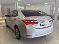 TOYOTA COROLLA 2.0 XEI 16V FLEX 4P AUTOMÁTICO /2015 MALAGGI VEÍCULOS ENCANTADO / Carros no Vale
