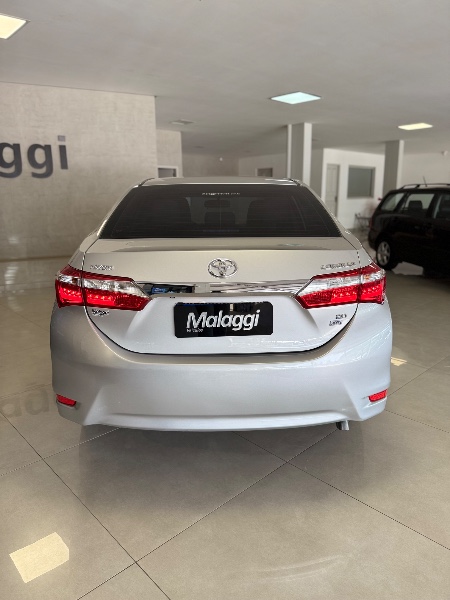 TOYOTA COROLLA 2.0 XEI 16V FLEX 4P AUTOMÁTICO /2015 MALAGGI VEÍCULOS ENCANTADO / Carros no Vale TOYOTA COROLLA 2.0 XEI 16V FLEX 4P AUTOMÁTICO /2015 MALAGGI VEÍCULOS ENCANTADO / Carros no Vale