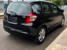HONDA FIT 1.5 EX 2009/2009 STOPCAR MULTIMARCAS ESTRELA / Carros no Vale
