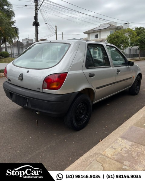 FORD FIESTA GL 1.0 2000/2000 STOPCAR MULTIMARCAS ESTRELA / Carros no Vale