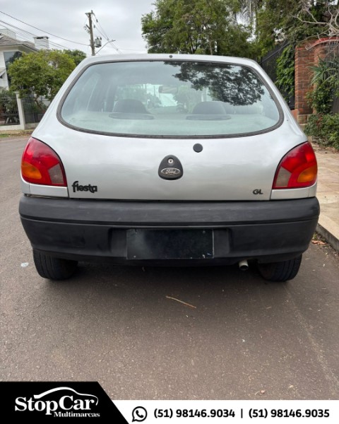 FORD FIESTA GL 1.0 2000/2000 STOPCAR MULTIMARCAS ESTRELA / Carros no Vale