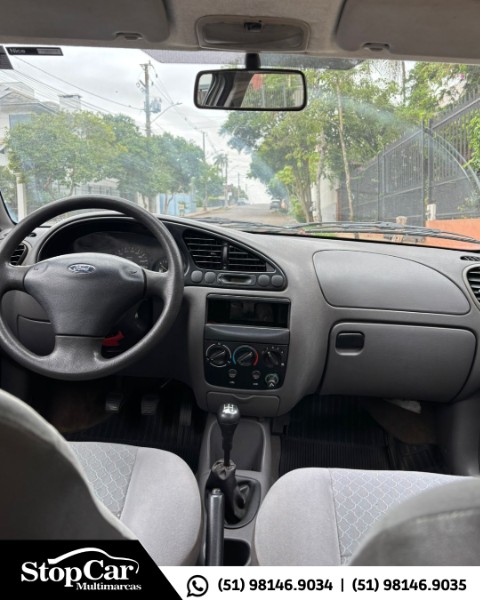 FORD FIESTA GL 1.0 2000/2000 STOPCAR MULTIMARCAS ESTRELA / Carros no Vale
