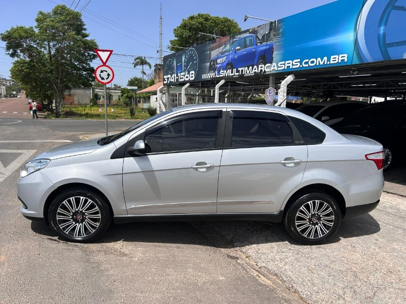 FIAT GRAND SIENA ESSENCE 1.6 FLEX 16V 2016/2016 LS MULTIMARCAS VENÂNCIO AIRES / Carros no Vale
