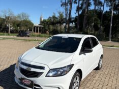CHEVROLET ONIX HATCH LT 1.0 8V FLEXPOWER 5P MEC. 2016/2016 NEURI VEÍCULOS LAJEADO / Carros no Vale