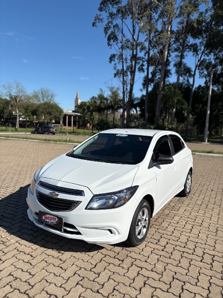 CHEVROLET ONIX HATCH LT 1.0 8V FLEXPOWER 5P MEC. 2016/2016 NEURI VEÍCULOS LAJEADO / Carros no Vale