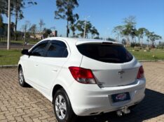 CHEVROLET ONIX HATCH LT 1.0 8V FLEXPOWER 5P MEC. 2016/2016 NEURI VEÍCULOS LAJEADO / Carros no Vale