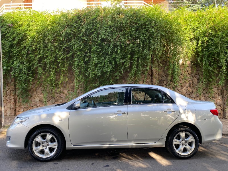 TOYOTA COROLLA XEI 1.8 2008/2009 ESTAÇÃO DO CARRO ESTRELA / Carros no Vale