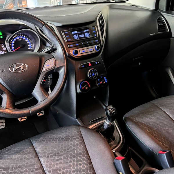 HYUNDAI HB20X 1.6 16V STYLE 2016/2016 JOÃO CARROS MULTIMARCAS GUAPORÉ / Carros no Vale