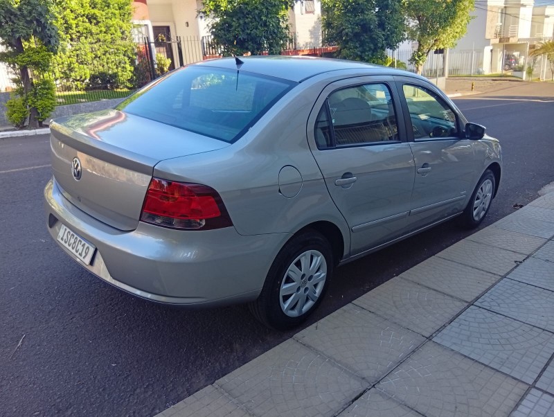 VOLKSWAGEN VOYAGE 1.0 2011/2012 ALTERNATIVA VEÍCULOS LAJEADO / Carros no Vale