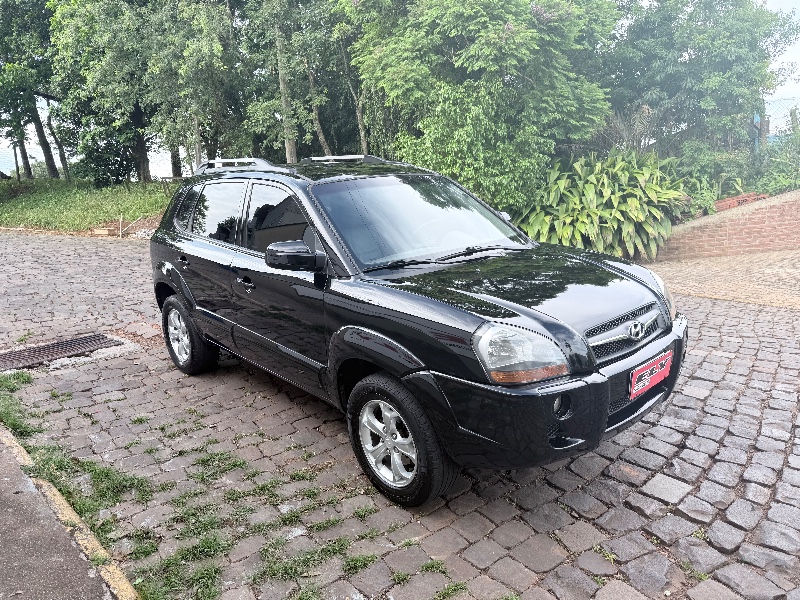 HYUNDAI TUCSON GLS 2.0 16V AUT. 2009/2009 ELY AUTOMÓVEIS LAJEADO / Carros no Vale