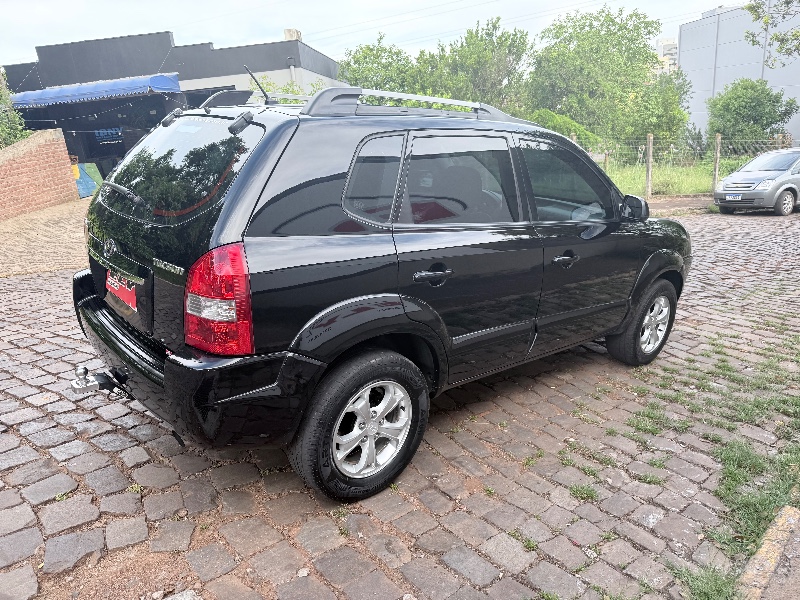 HYUNDAI TUCSON GLS 2.0 16V AUT. 2009/2009 ELY AUTOMÓVEIS LAJEADO / Carros no Vale