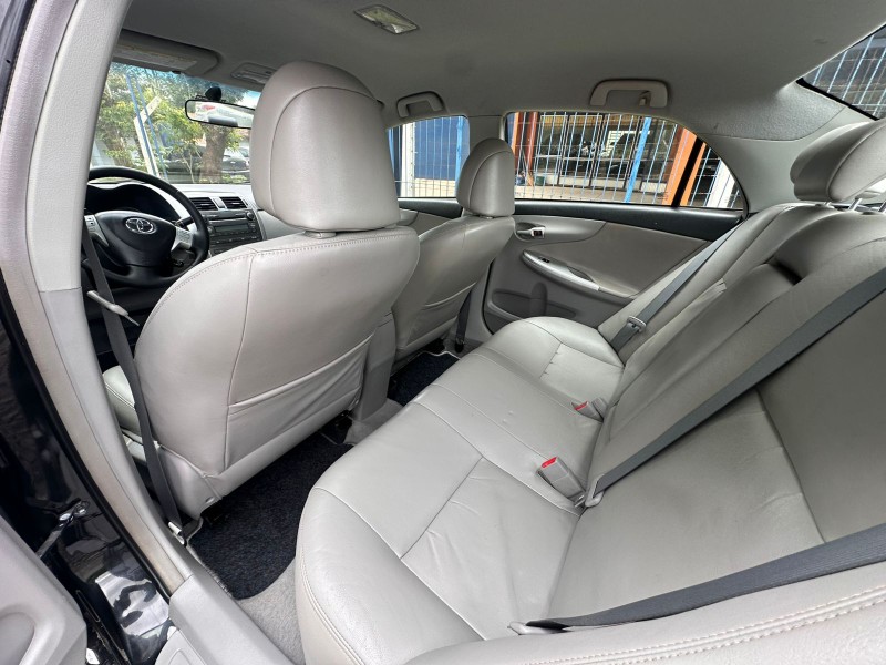 TOYOTA COROLLA XEI 2.0 /2012 MENEGHINI VEÍCULOS ARROIO DO MEIO / Carros no Vale