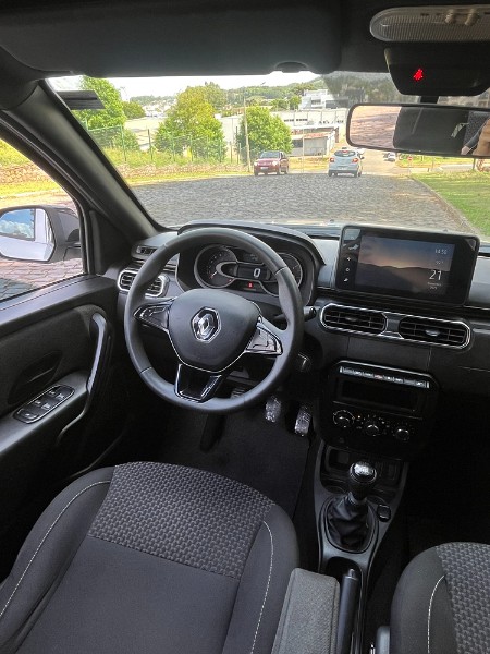 RENAULT OROCH 1.6 16V SCE FLEX INTENSE MANUAL 2023/2023 BOSCO AUTOMÓVEIS GUAPORÉ / Carros no Vale RENAULT OROCH 1.6 16V SCE FLEX INTENSE MANUAL 2023/2023 BOSCO AUTOMÓVEIS GUAPORÉ / Carros no Vale