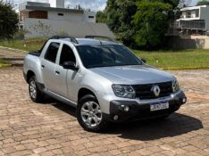 RENAULT OROCH 1.6 16V SCE FLEX INTENSE MANUAL 2023/2023 BOSCO AUTOMÓVEIS GUAPORÉ / Carros no Vale