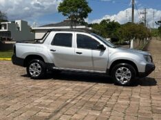 RENAULT OROCH 1.6 16V SCE FLEX INTENSE MANUAL 2023/2023 BOSCO AUTOMÓVEIS GUAPORÉ / Carros no Vale