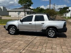 RENAULT OROCH 1.6 16V SCE FLEX INTENSE MANUAL 2023/2023 BOSCO AUTOMÓVEIS GUAPORÉ / Carros no Vale