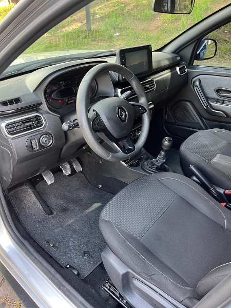 RENAULT OROCH 1.6 16V SCE FLEX INTENSE MANUAL 2023/2023 BOSCO AUTOMÓVEIS GUAPORÉ / Carros no Vale RENAULT OROCH 1.6 16V SCE FLEX INTENSE MANUAL 2023/2023 BOSCO AUTOMÓVEIS GUAPORÉ / Carros no Vale