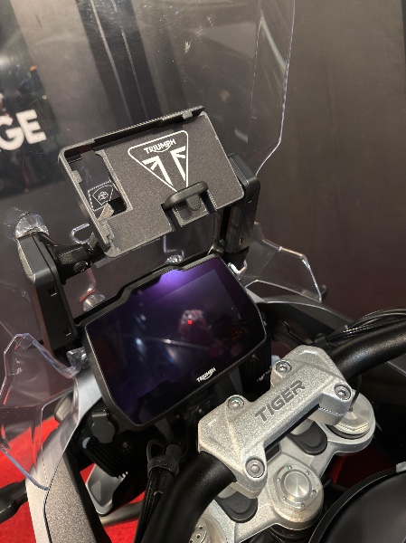 TRIUMPH TIGER 1200 /2022 EXCLUSIVO VEÍCULOS SANTA CRUZ DO SUL / Carros no Vale