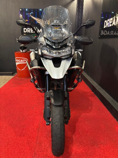 TRIUMPH TIGER 1200 /2022 EXCLUSIVO VEÍCULOS SANTA CRUZ DO SUL / Carros no Vale