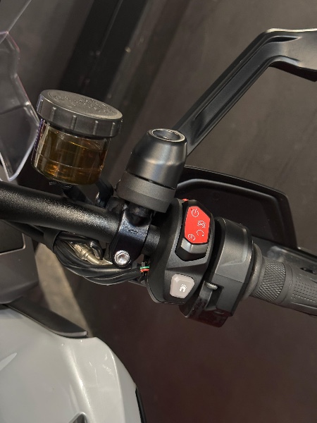 TRIUMPH TIGER 1200 /2022 EXCLUSIVO VEÍCULOS SANTA CRUZ DO SUL / Carros no Vale