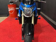 SUZUKI MOTOS GSR 750 /2014 EXCLUSIVO VEÍCULOS SANTA CRUZ DO SUL / Carros no Vale