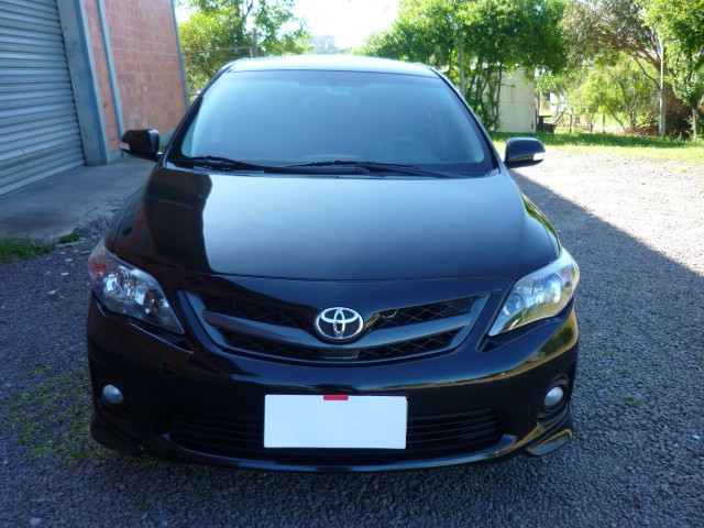 TOYOTA COROLLA 2.0 XRS 16V FLEX 4P AUTOMÁTICO 2012/2013 PREMIUM AUTOMÓVEIS ARROIO DO MEIO / Carros no Vale