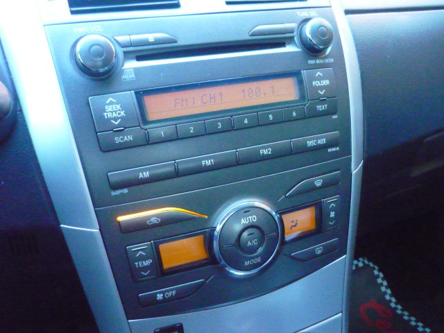 TOYOTA COROLLA 2.0 XRS 16V FLEX 4P AUTOMÁTICO 2012/2013 PREMIUM AUTOMÓVEIS ARROIO DO MEIO / Carros no Vale