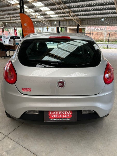 FIAT BRAVO ABSOLUTE DUAL 2012/2013 LAVENDA VEÍCULOS ARROIO DO MEIO / Carros no Vale