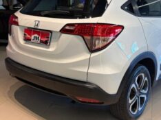 HONDA HR-V 1.8 LX 16V 2015/2016 JM AUTOMÓVEIS VENÂNCIO AIRES / Carros no Vale